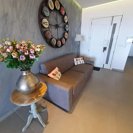 Apartamento Sunset With Communal Pool + Views
